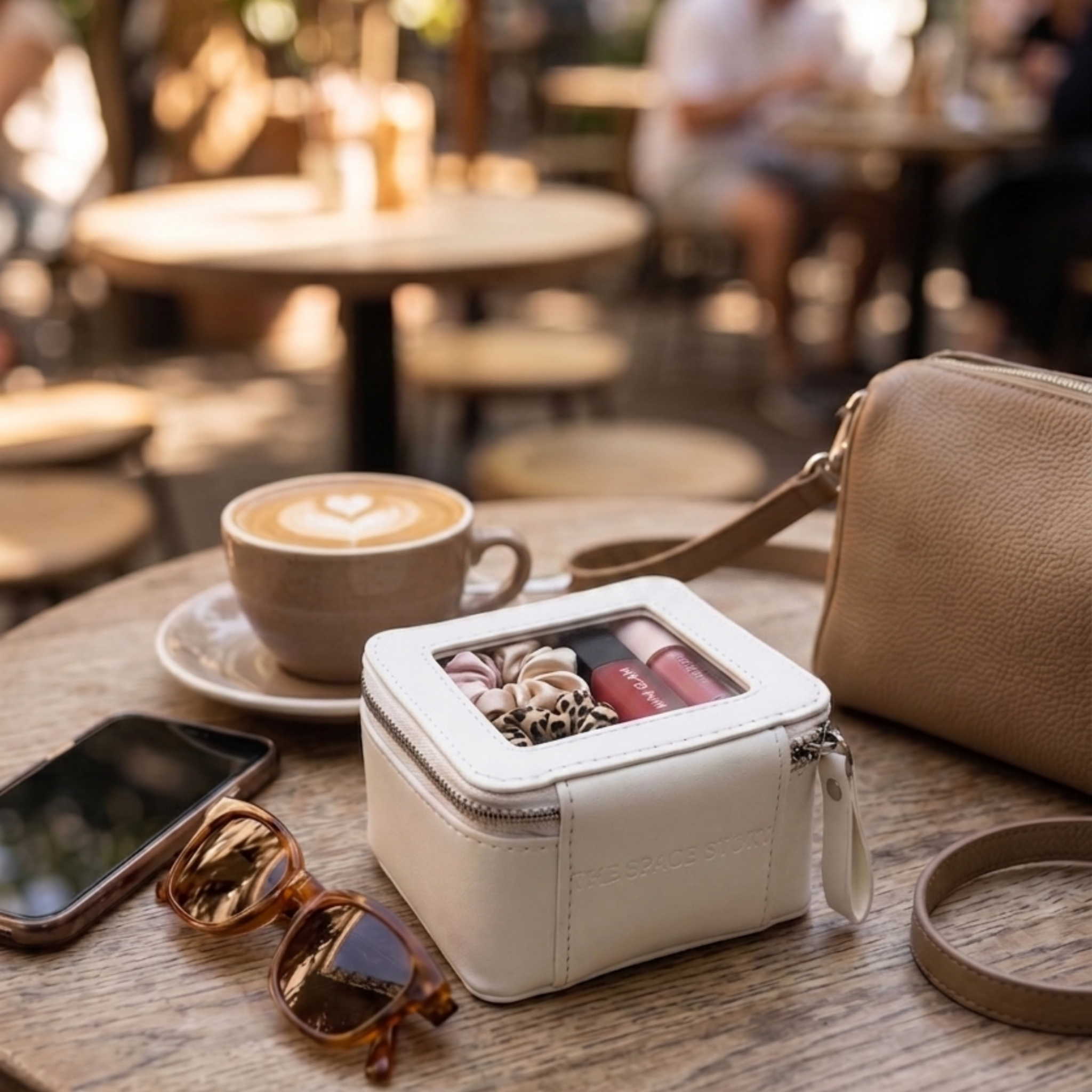 Petite Case - Ivory