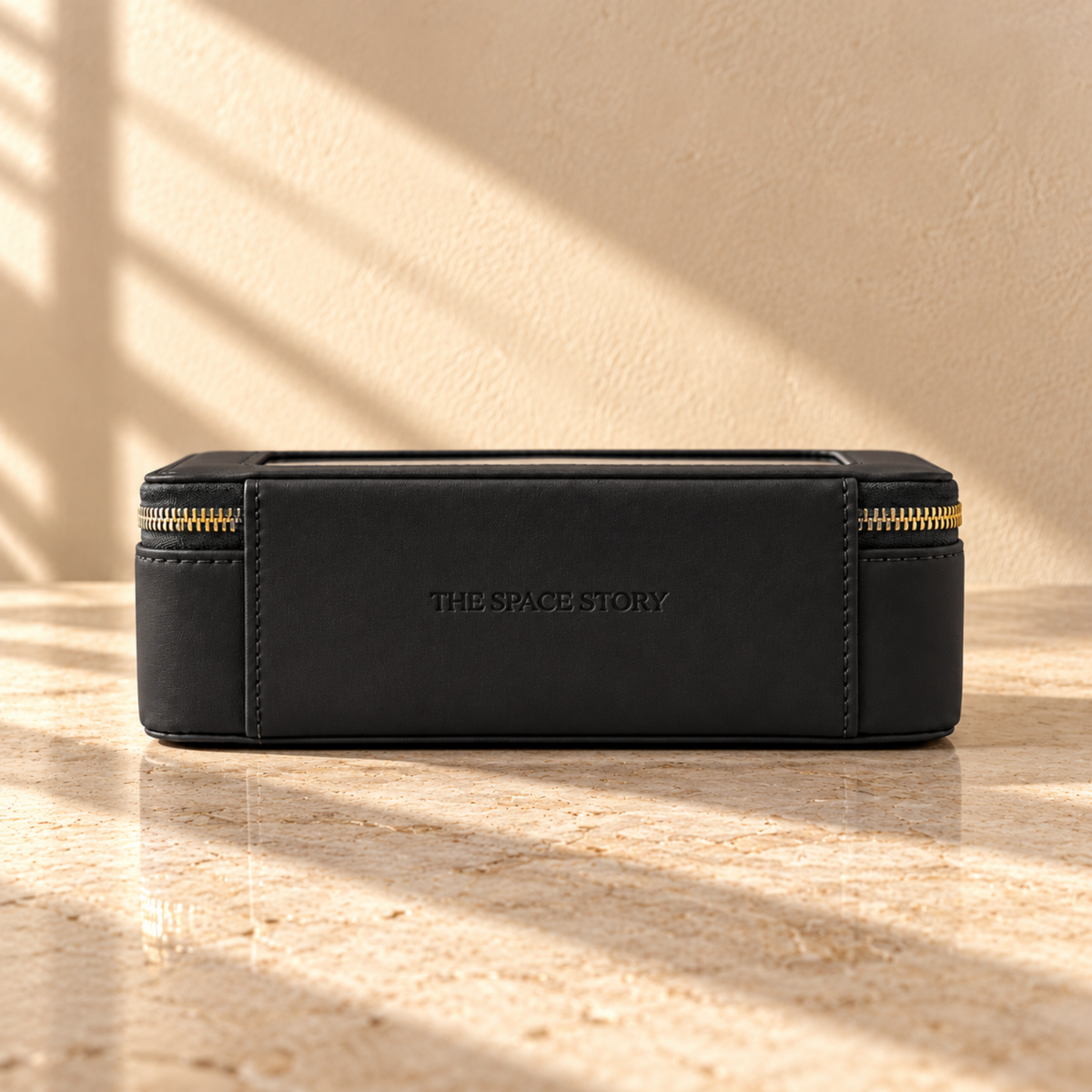 Single Zip Case in Black